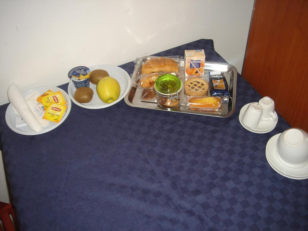 Bed & Breakfast Flavia 84 Ρώμη Δωμάτιο φωτογραφία