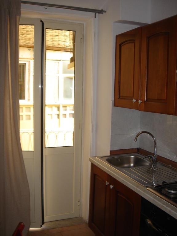 Bed & Breakfast Flavia 84 Ρώμη Δωμάτιο φωτογραφία